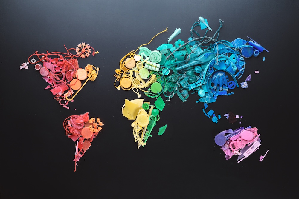 map of the world sorted by microplastics