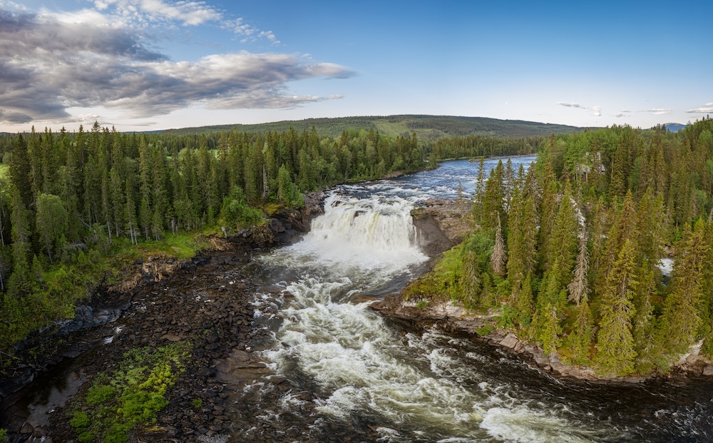 waterfall with multiple water streams in mountains