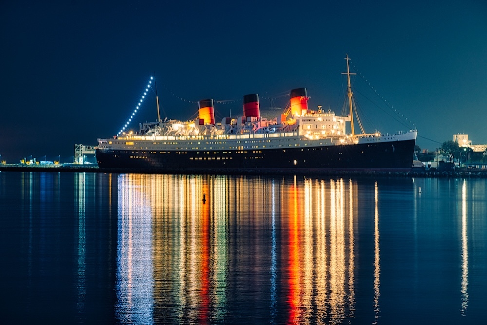 large ship that resembles titanic