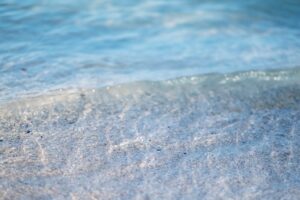 sandy salt water with light wave