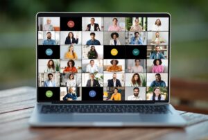 large group online attending a virtual meeting