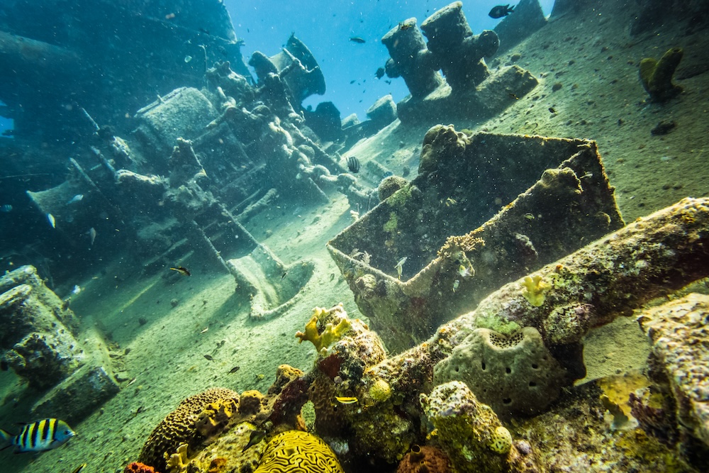 Underwater shipwreck