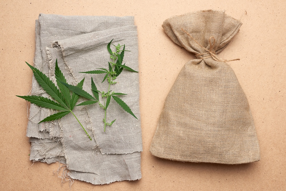 Linen made from Hemp with a leaf and a brown bag